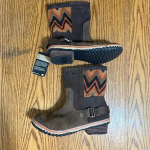 Sorel Slim Shortie Chevron Brown and Orange Size 8